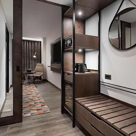 Hyatt Regency 5*